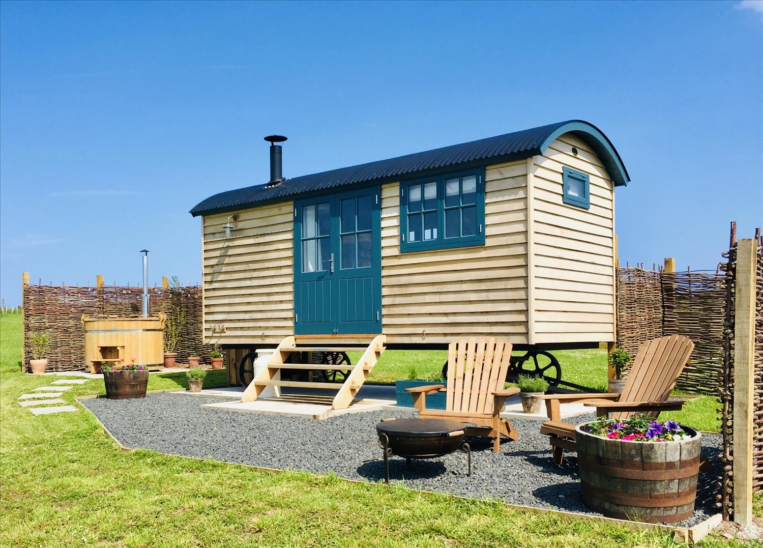 Shepherds Hut | Glamping | Scottish Borders | Berwick Upon Tweed